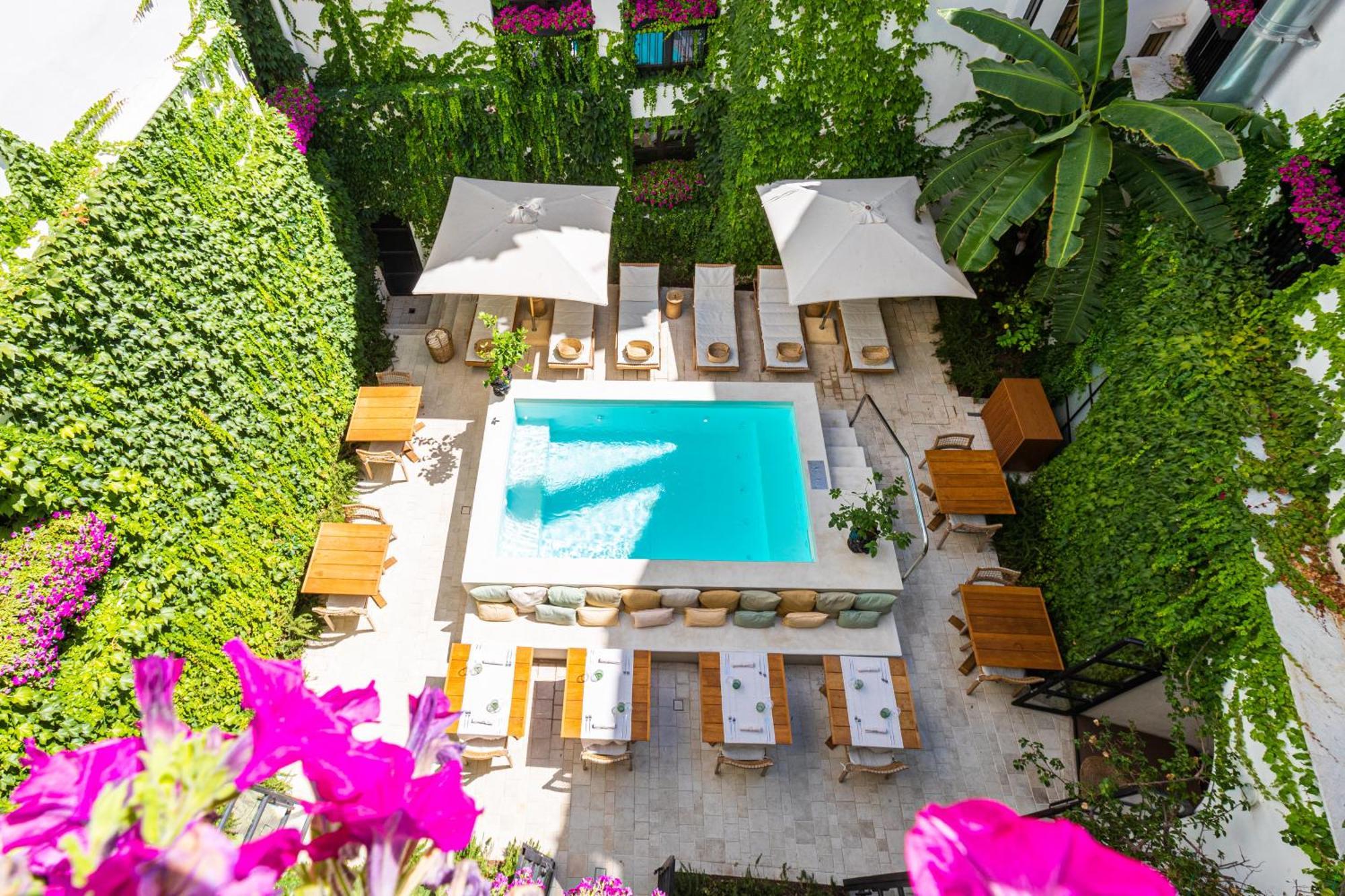 Casa Nostra Luxury Suites & Spa — Photos 1